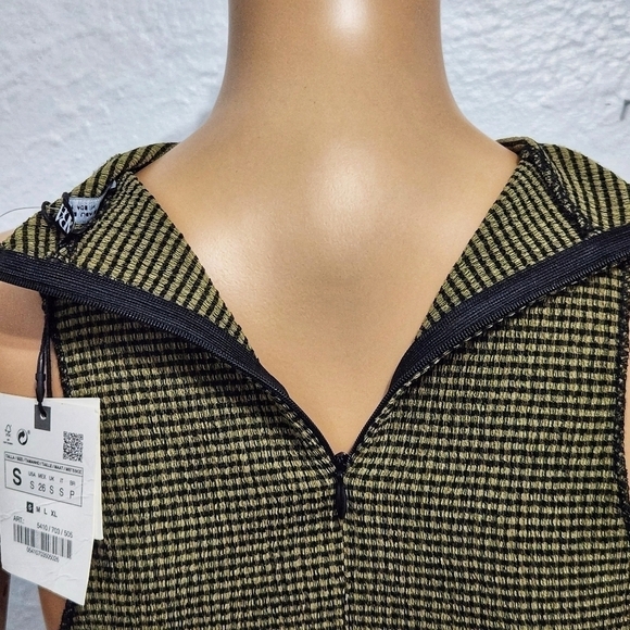 Zara Mock Neck Stripes Sleeveless Top - Picture 3 of 9